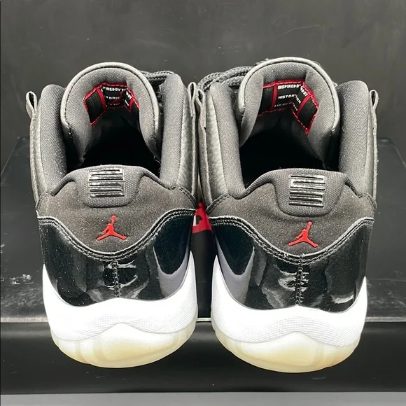 Jordan 11 Retro Low 72-10 - Picture 4 of 8
